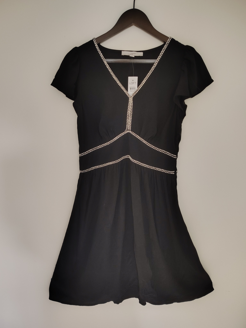 NWT LOFT Braided V-neck Flutter Sleeve Baby Doll Dress Size 4 - Picture 2 of 7